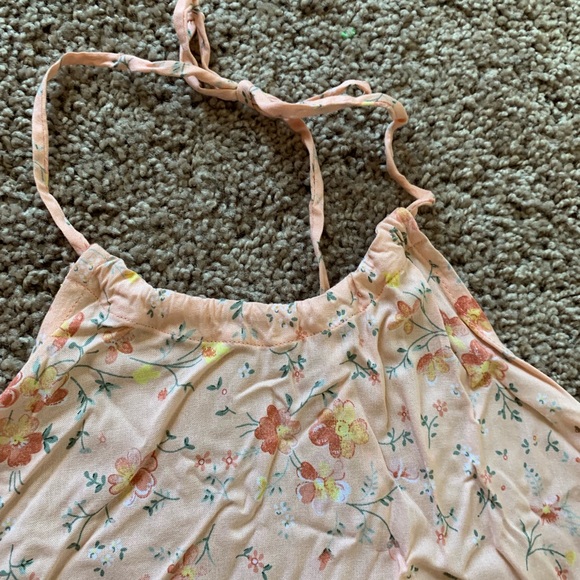 Halter top - Picture 4 of 5